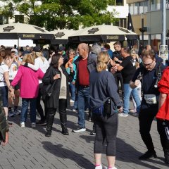 Auf dem Bild sieht man das Publikum beim Spendelauf