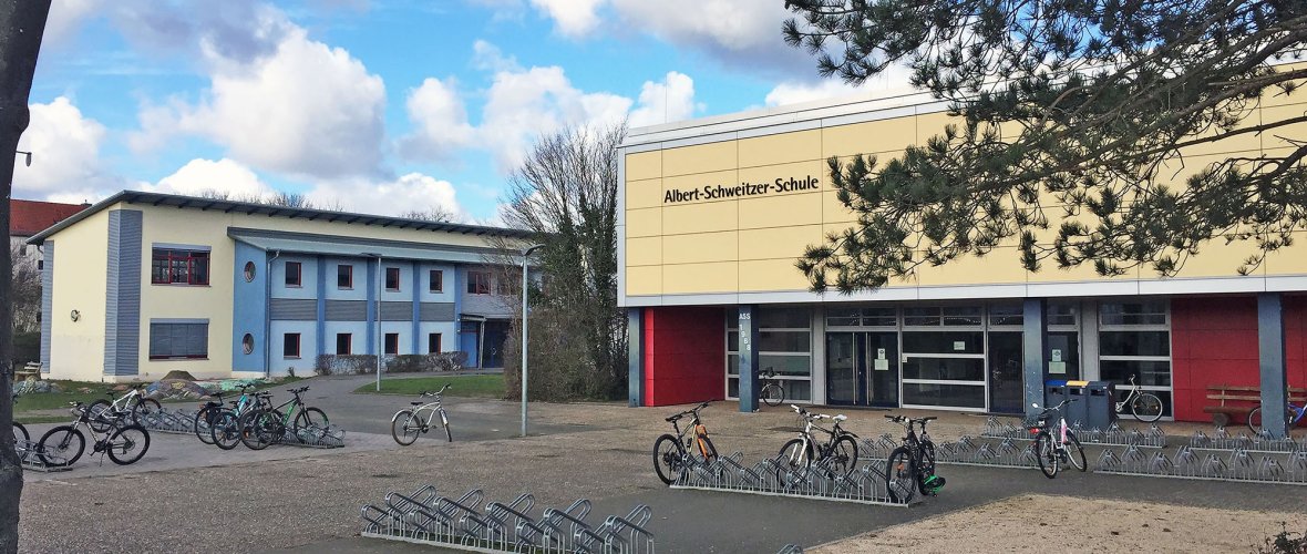 Eingangsbereich mit Fahrradparkplatz