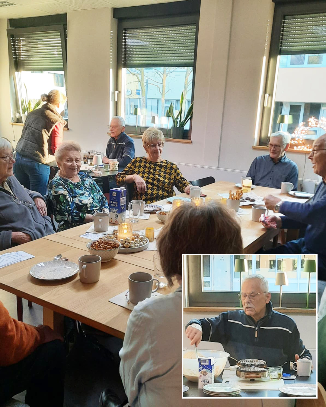 Café kreativ – freitags im ZIMMnER Im Foto sind Teilnehmende beim gemütlichen Beisammensein zu sehen, im kleinen Foto der Waffel backende Herr