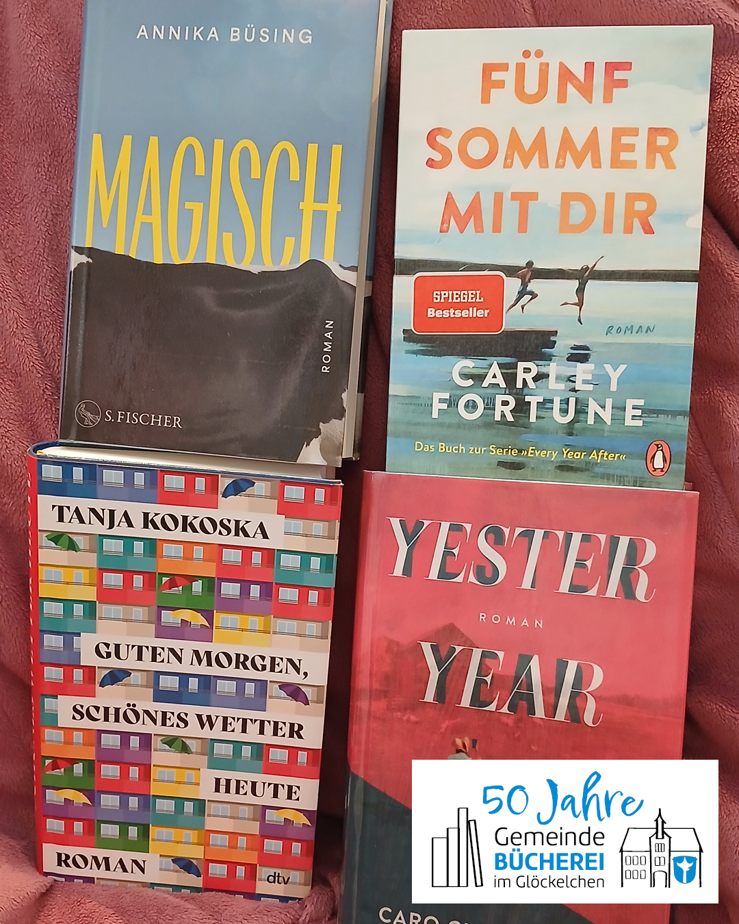 Was tun in den Herbstferien? Auf den Foto sieht man zahlreiche Bücher zum Thema Herbstferien
